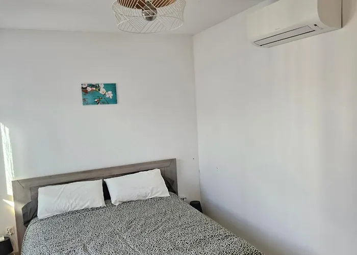 7 Personnes Melody * Santa-Maria-Poggio (Corsica)